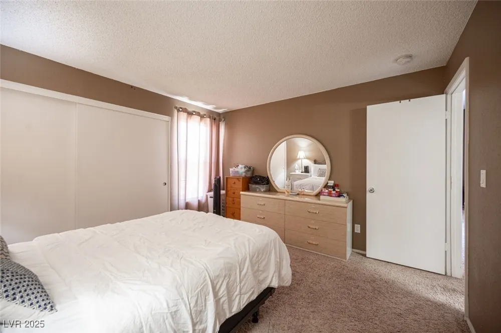 3150 Soft Breezes Drive #2220 Las Vegas, NV 89128