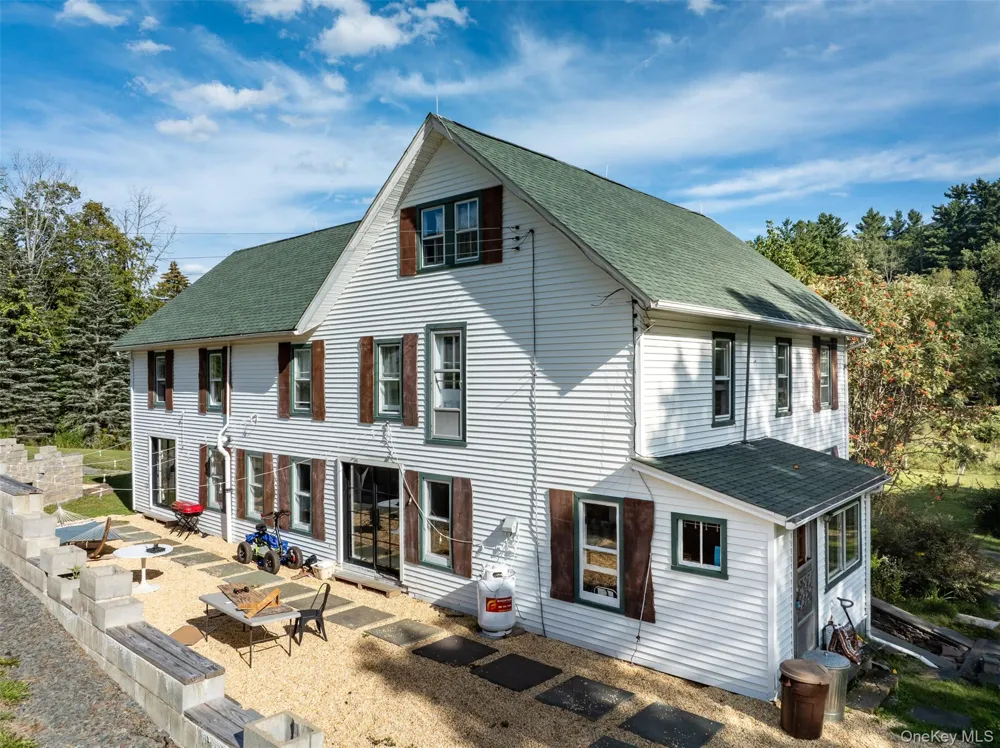 3 Leon Macglashan Road Windham, NY 12496