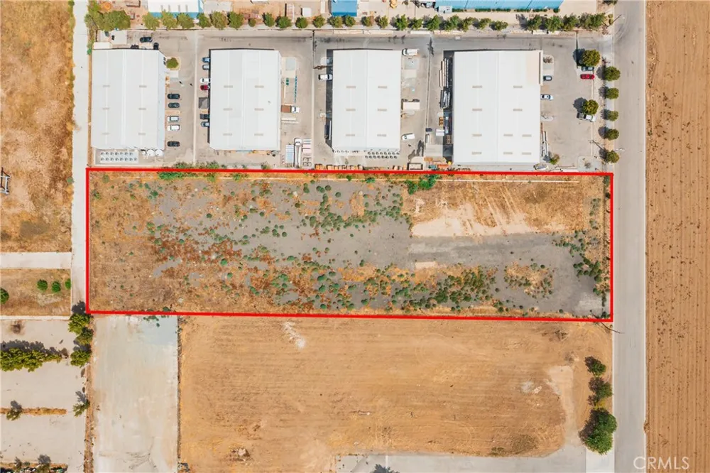 24 Malbert Perris, CA 92570