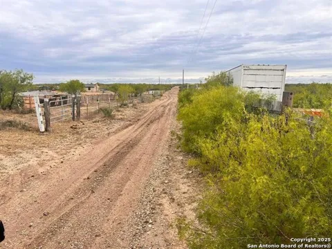 1 ACRE 79 TRACT Las Pilas Rd