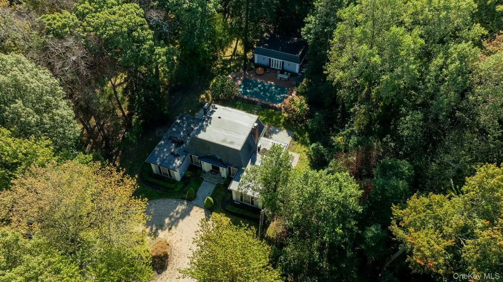 704 Short Beach Road Nissequogue, NY 11780