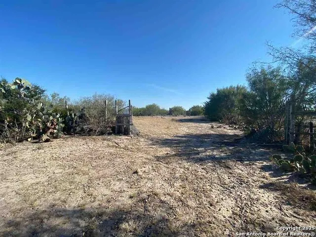 1 ACRE LOT 137 Don Chema Rd Laredo, TX 78043