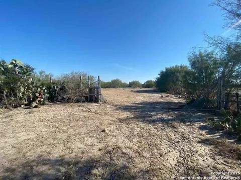 1 ACRE LOT 137 Don Chema Rd