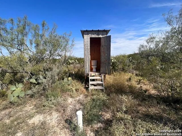 204 Camino Bolivar Laredo, TX 78043