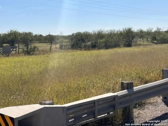 204 Camino Bolivar Laredo, TX 78043