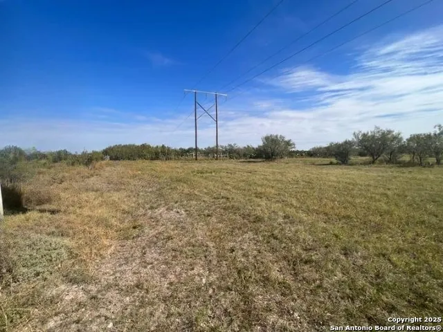 204 Camino Bolivar Laredo, TX 78043