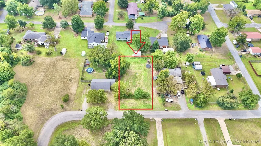9 NW J STREET Stigler, OK 74462