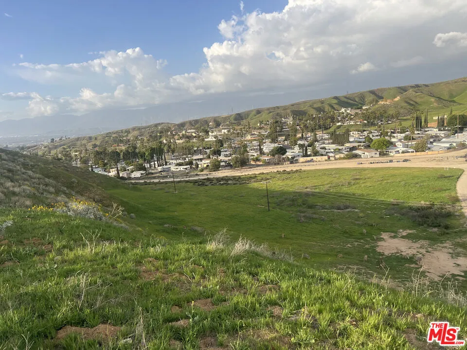 Reche Canyon Road Colton, CA 92324
