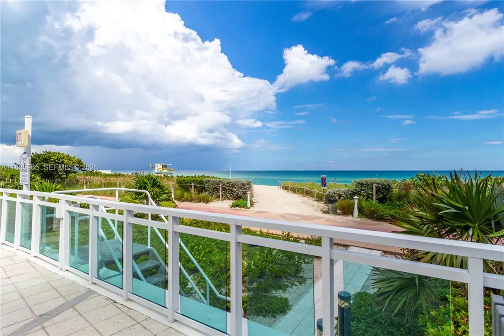 6917 Collins Ave #1505 Miami Beach, FL 33141