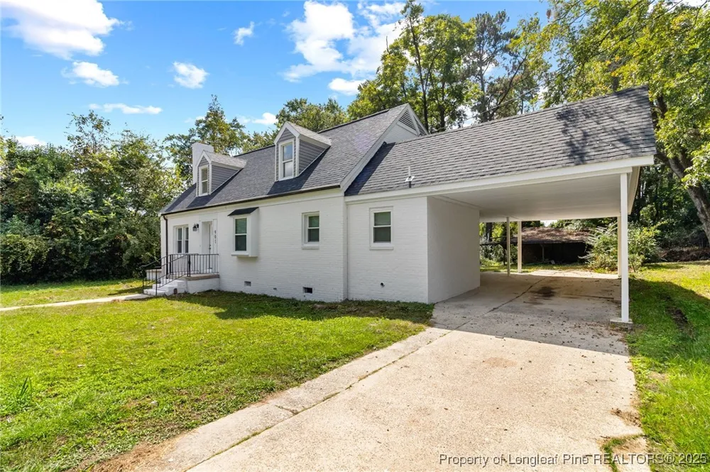 901 Iona Street Fairmont, NC 28340