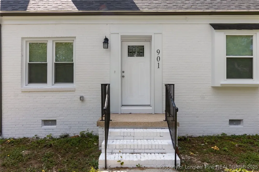 901 Iona Street Fairmont, NC 28340