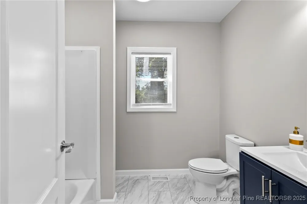 901 Iona Street Fairmont, NC 28340