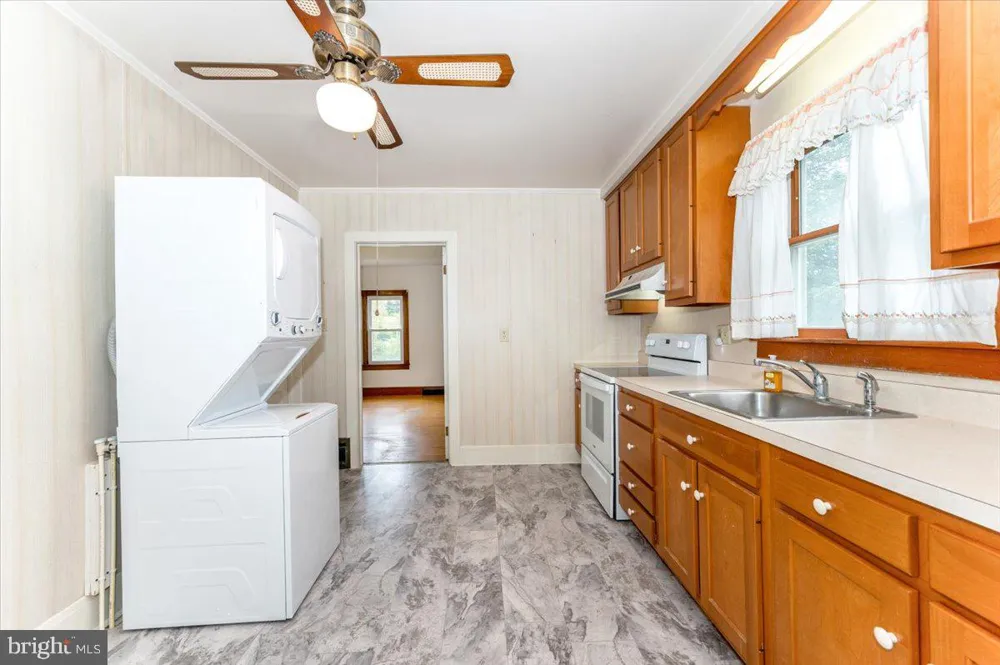 17124 SABILLASVILLE ROAD Sabillasville, MD 21780