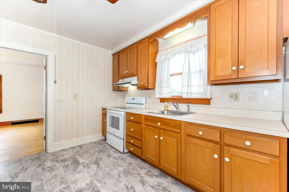 17124 SABILLASVILLE ROAD Sabillasville, MD 21780