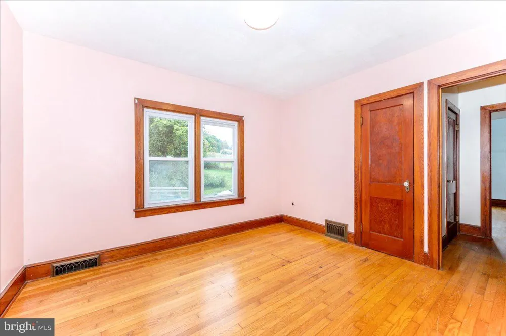 17124 SABILLASVILLE ROAD Sabillasville, MD 21780