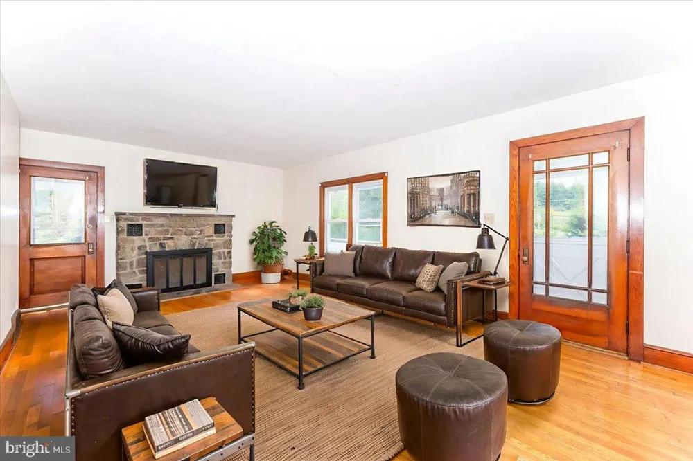 17124 SABILLASVILLE ROAD Sabillasville, MD 21780