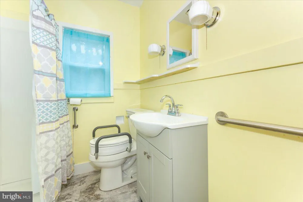 17124 SABILLASVILLE ROAD Sabillasville, MD 21780