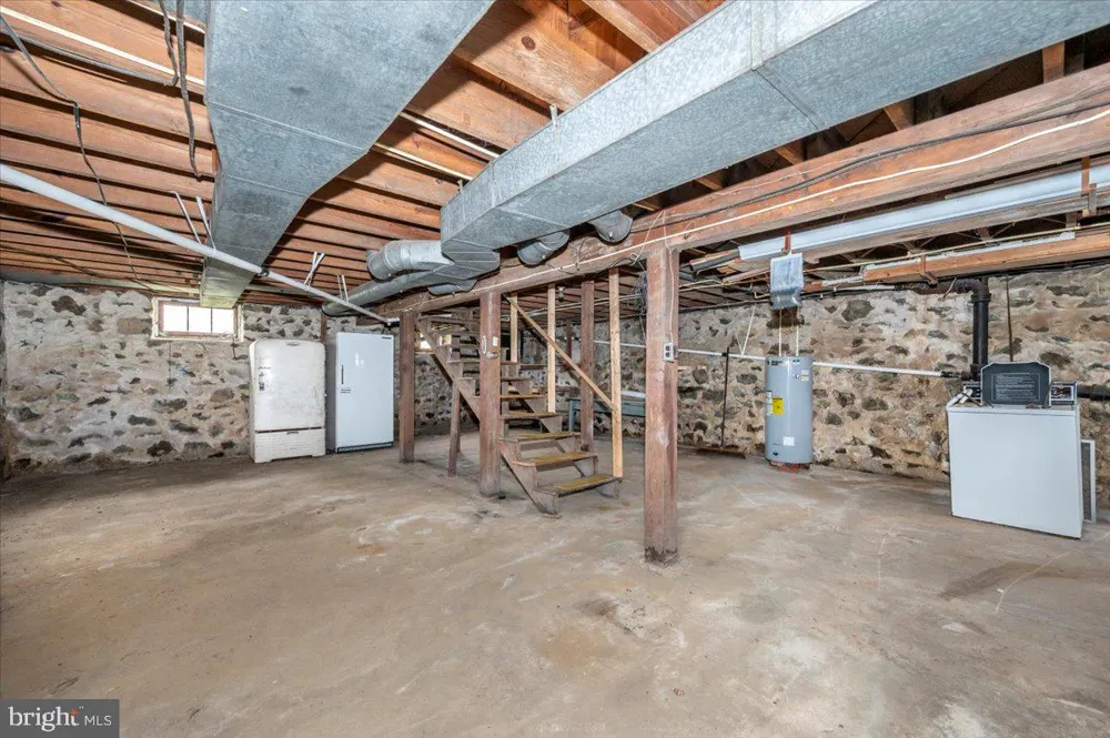 17124 SABILLASVILLE ROAD Sabillasville, MD 21780