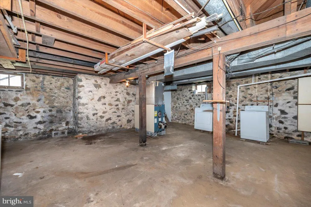 17124 SABILLASVILLE ROAD Sabillasville, MD 21780
