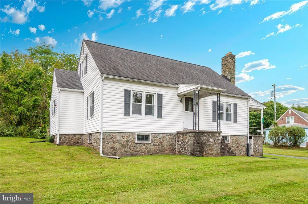 17124 SABILLASVILLE ROAD Sabillasville, MD 21780