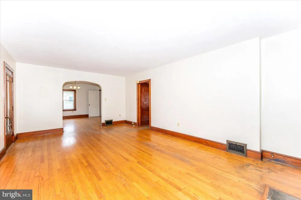 17124 SABILLASVILLE ROAD Sabillasville, MD 21780