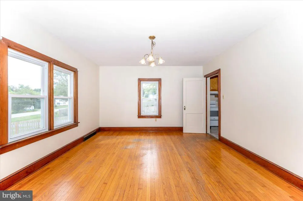 17124 SABILLASVILLE ROAD Sabillasville, MD 21780