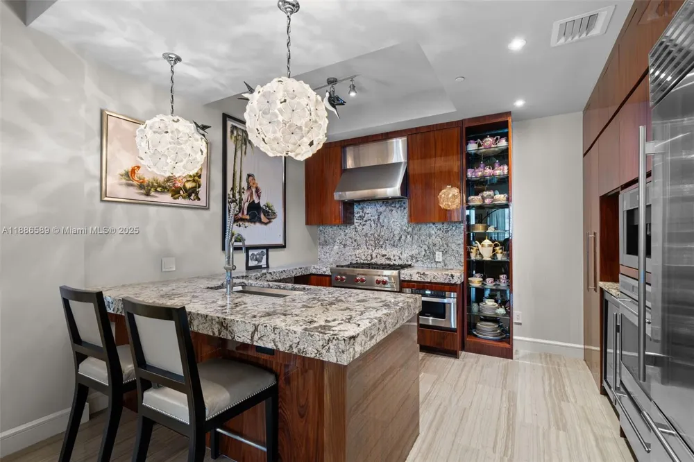 9705 Collins Ave #2304N Bal Harbour, FL 33154