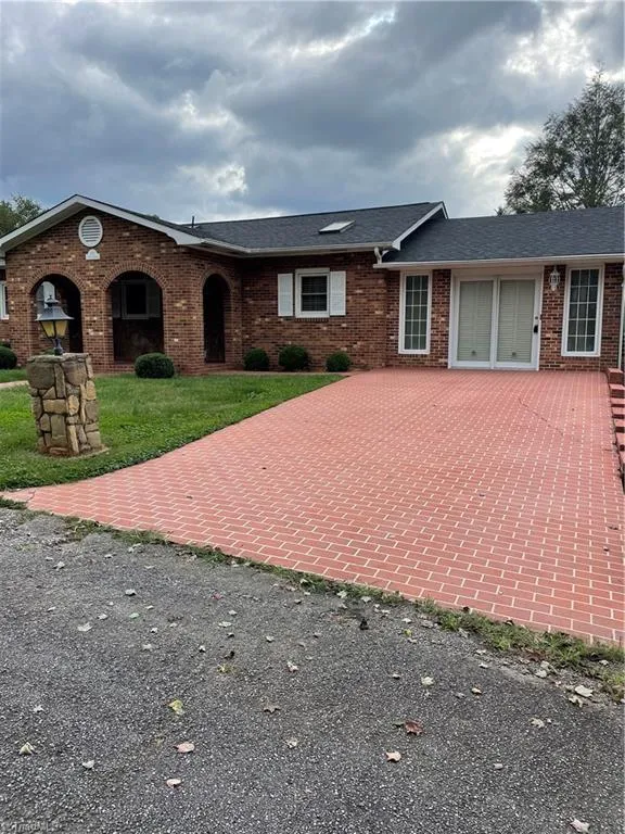 177 Circle Street Millers Creek, NC 28651