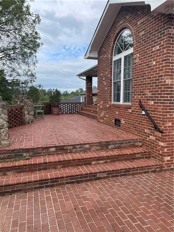 177 Circle Street Millers Creek, NC 28651