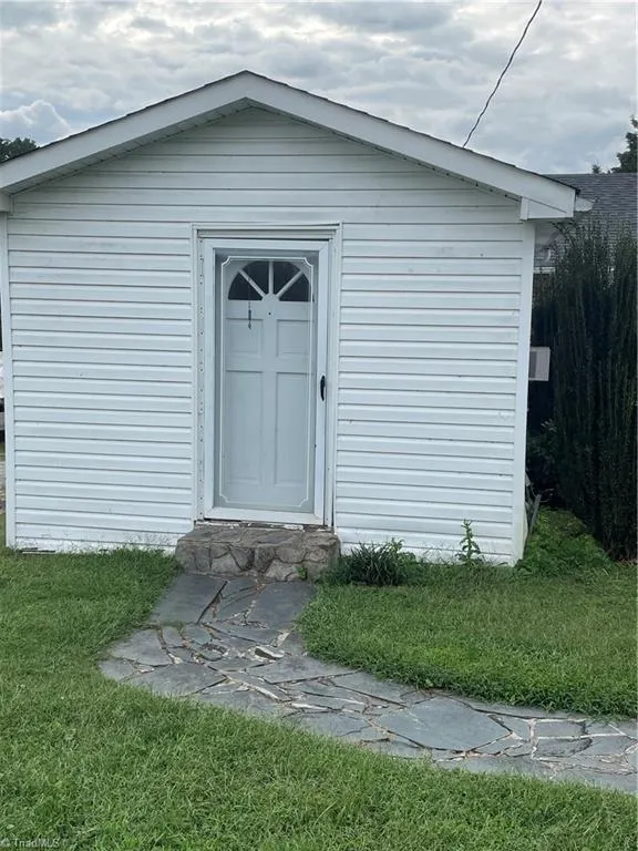 177 Circle Street Millers Creek, NC 28651