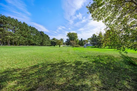 5234 Royal Woods Road