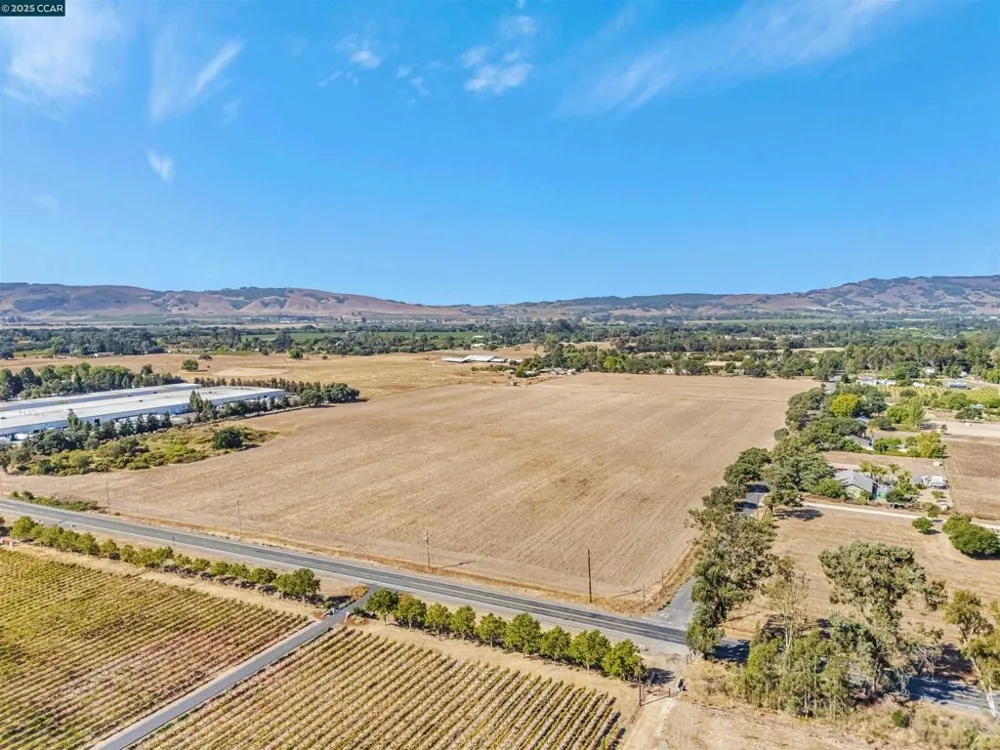 21200 Silva Road Sonoma, CA 95476