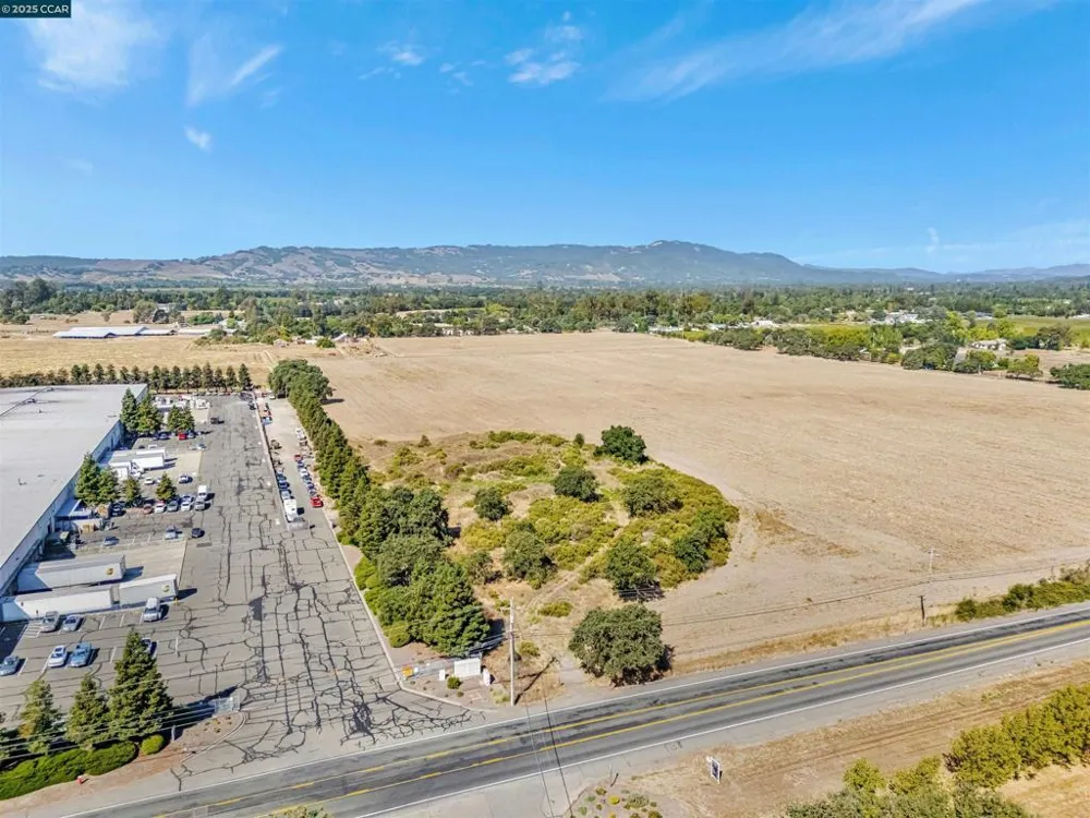 21200 Silva Road Sonoma, CA 95476