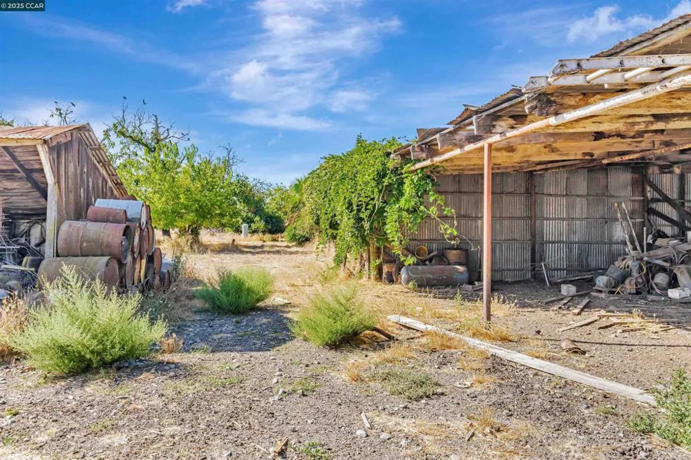 21200 Silva Road Sonoma, CA 95476