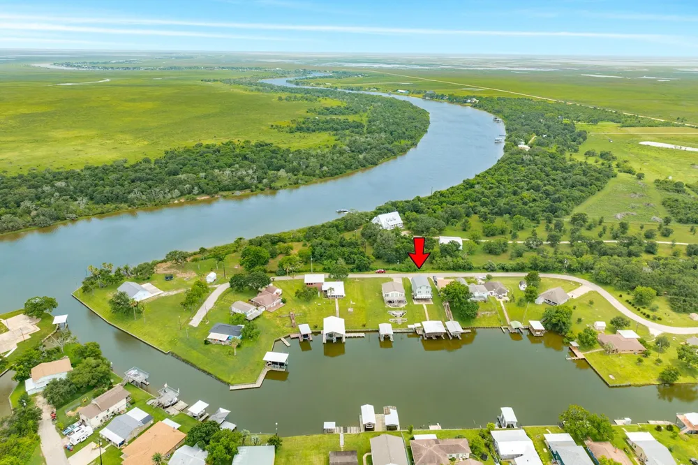 5347 County Road 868e Brazoria, TX 77422