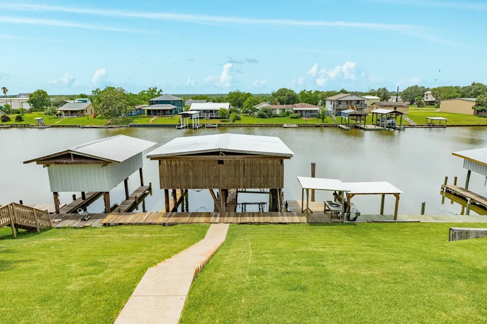 5347 County Road 868e Brazoria, TX 77422