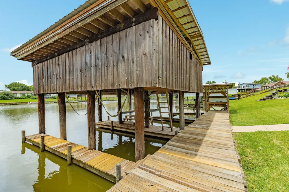 5347 County Road 868e Brazoria, TX 77422