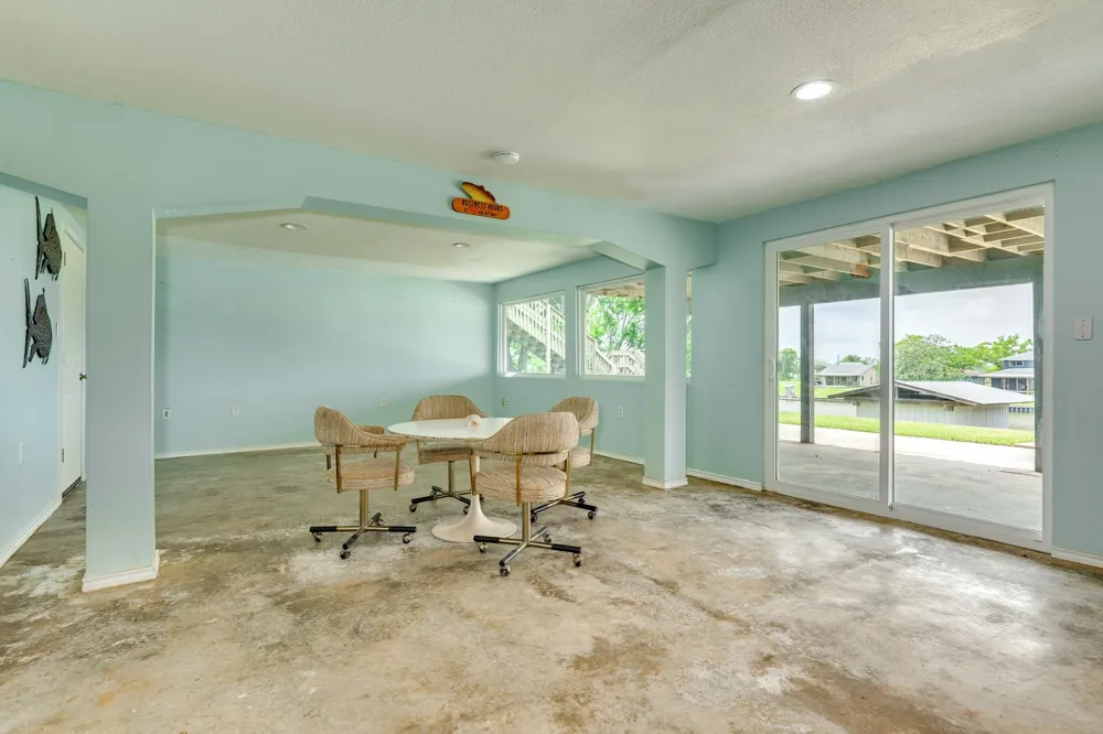 5347 County Road 868e Brazoria, TX 77422