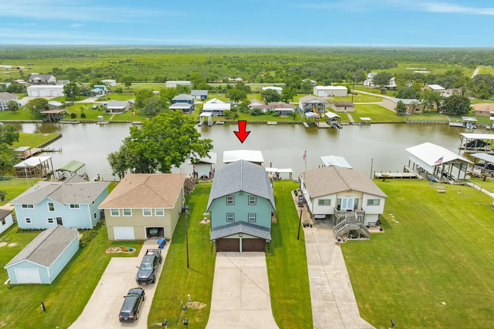 5347 County Road 868e Brazoria, TX 77422