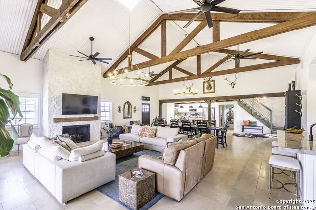 550 Vz County Road 4707 Ben Wheeler, TX 75754