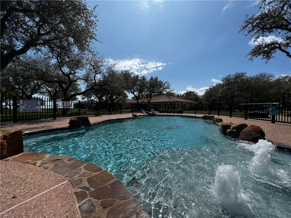 2302 Royal Oaks Fulton, TX 78358