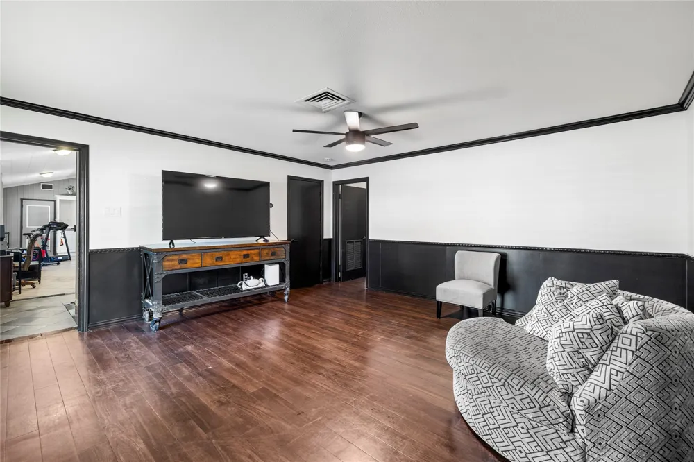 1300 Montclair Street Longview, TX 75601