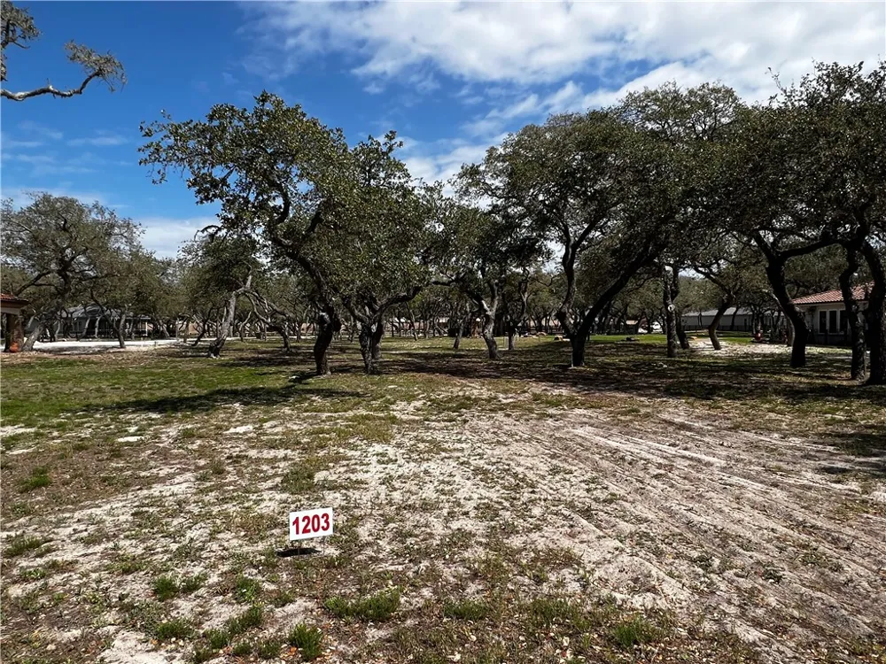 1203 Villas Drive Fulton, TX 78358