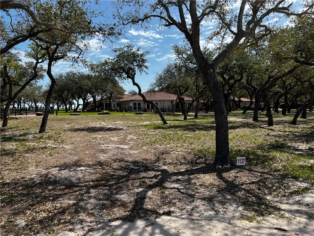 1137 Acorn Drive Fulton, TX 78358