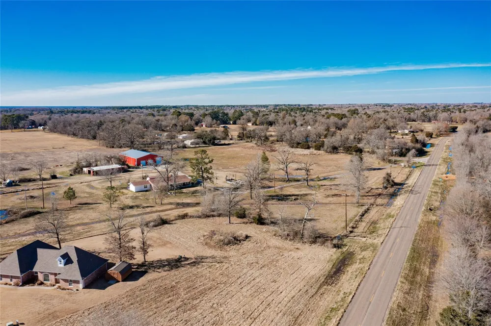 16 County Road 2910 Mineola, TX 75773