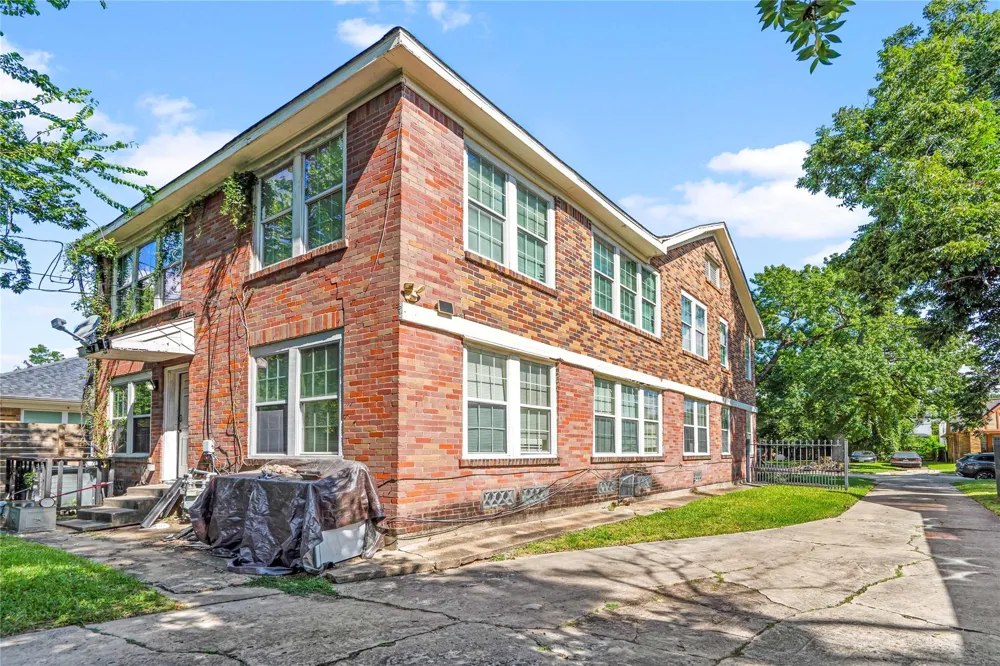 3102 Isabella Street Houston, TX 77004