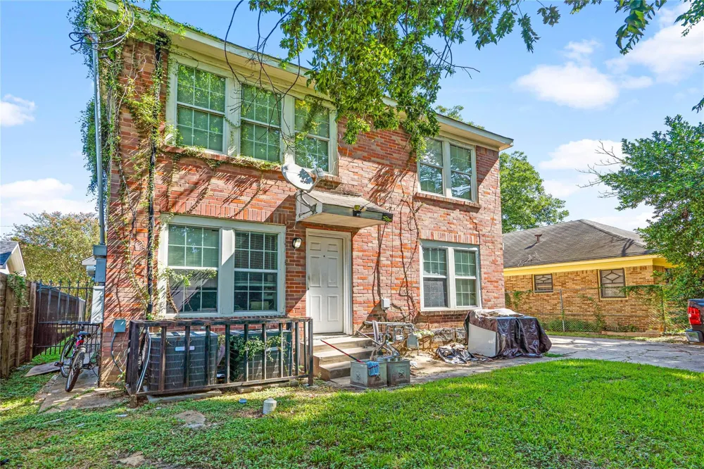 3102 Isabella Street Houston, TX 77004
