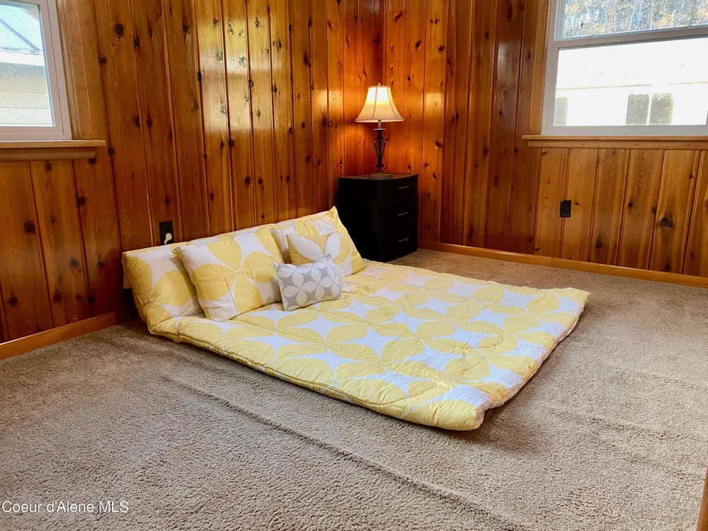 61 Whiskey Jack Road Sandpoint, ID 83864