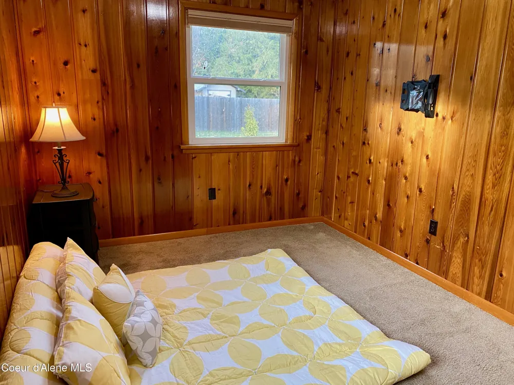 61 Whiskey Jack Road Sandpoint, ID 83864