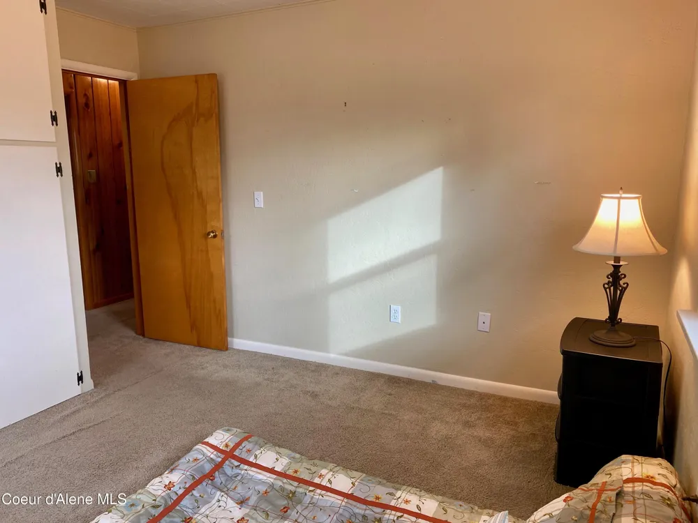 61 Whiskey Jack Road Sandpoint, ID 83864